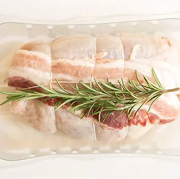 vaschetta con pollo ripieno e rosmarino